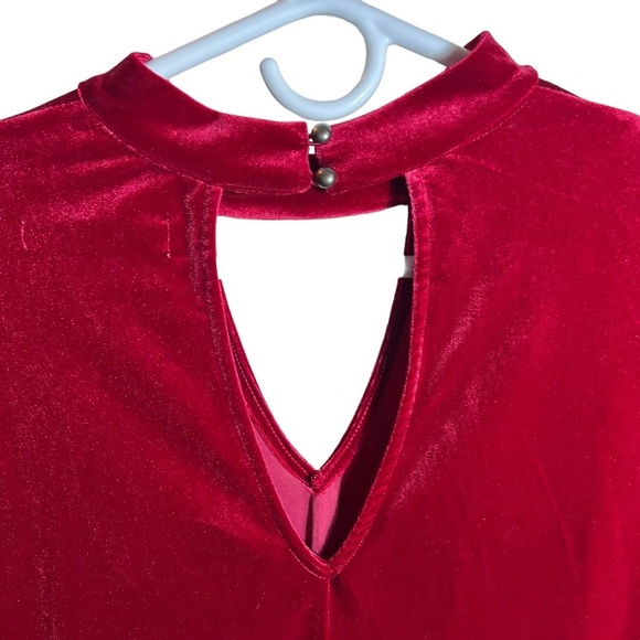 Fever Red Velour Keyhole Cut Out Tunic, Large - Picture 3 of 8